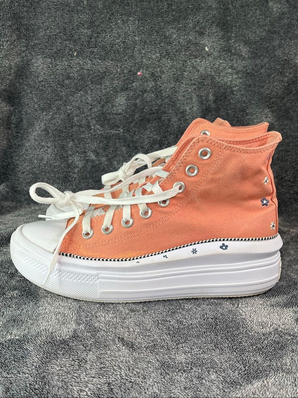 Converse Chuck Taylor All Star Move Platform High "Petite Petals" Vintage Peach
